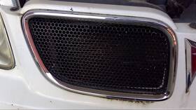 104-00398r Pontiac Passenger Grille Base Upper Fits 06-09 Torrent 655678
