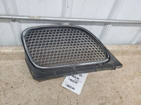 104-01913r Pontiac Passenger Right Grille Upper Fits 05-08 Vibe 305109
