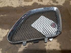 104-02560l Pontiac Driver Grille With Fog Lamps Gt Chrome Dealer Accessory Fits 06-09 G6 158379