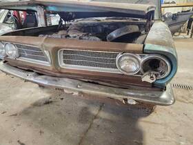 104.gm2n63 Pontiac 1963 Tempest Left Side Grille 1132953