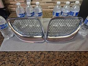 17802610 Pontiac Gm Accessory 2005-2009 G6 Chrome Upper Recessed Grille Set #2