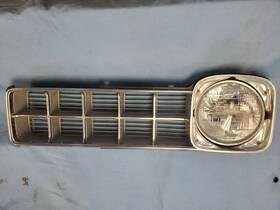 496963 Pontiac 1975 Lemans Gt Lh Driver Side Front Grill Grille Screen Section 496963 Pontiac 1975 Lemans Gt Lh Driver Side Front Grill Grille Screen Section