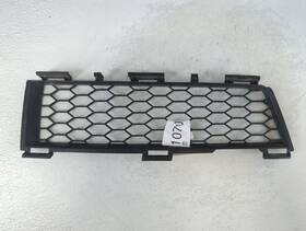 53127-01010 Pontiac 2003-2004 Vibe Front Grille Bumper Not Included Aj2pj