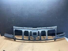 7l5853915 Porsche 2008 To 2010 Cayenne Front Under Bumper Garnish E7988 Dg1