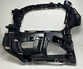 971807682fff Porsche 17-23 Panamera Front Right Grille Bracket Support Trim Oem
