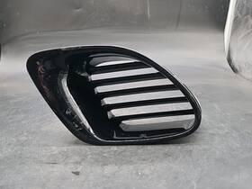 98650474800 Porsche 1997-2004 Boxster Rear Right Quarter Air Vent Grille Black Oem K1-454