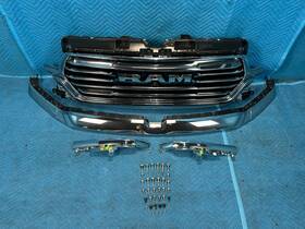 68404994ad Ram 1500 Laramie Longhorn Radiator Grille With Mouldings Chrome Set 2019-2024 Oem 68404994ad Ram 1500 Laramie Longhorn Radiator Grille With Mouldings Chrome Set 2019-2024 Oem