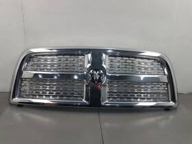 Ch063.2c00.ca21 Ram 2018 3500 Laramie Drw Diesel 4x4 Chrome Grill 47k Miles #5222