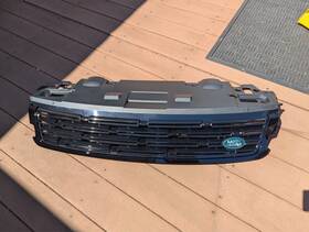 N9x28200cf Range Rover Grille - Land-rover Lr181753/lr168420 2023 Sport Missing Tabs