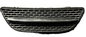 15253403 Saab 05 06 07 08 09 9-7x 97x 2005 2006 2007 2008 2009 Front Bumper Center Grill Insert