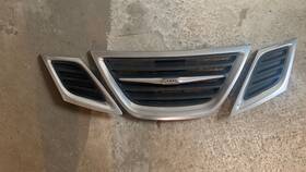 12769758 Saab 2008-2011 9-3 Grille Left Right And Center Complete Assembly Set. Original