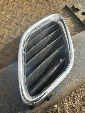 12787227 Saab 03 04 05 06 07 9-3 Front Bumper Hood Grill Grille Left Drivers Side Oem