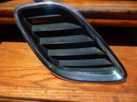 5336185 Saab 02-05 9-5 Factory Rh. Front Grill Part#