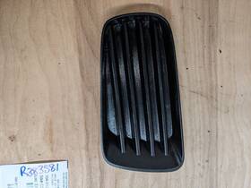 104-01275 Saturn Grille Excluding Red Line Lower Fits 06-07 Vue