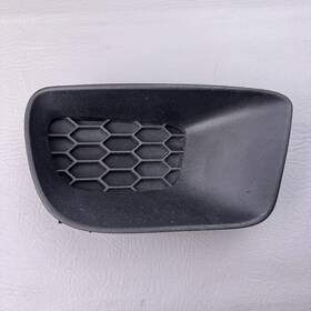 8148-5217 Scion 2006 Xa Front Bumper Right Fog Light Cover Lower Grille Trim Molding Oem