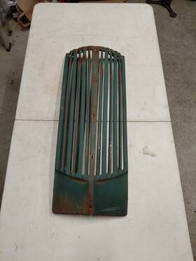 649108 Studebaker 1941-1948 M Series Truck Center Grille