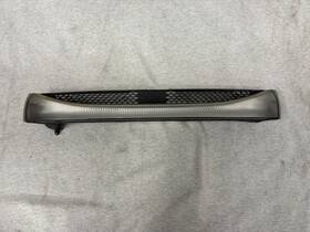 424-20516 Subaru Svx 1992-1997 Center Grille