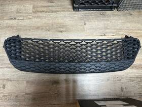 57731ca120 Subaru Front Bumper Grille Fr-s 86 Brz Factory Oem Used