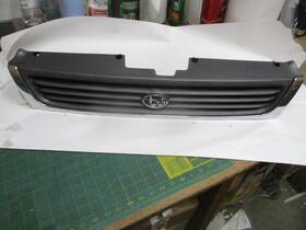 91065-aa110 Subaru 1993 Legacy Grille 92-94 Without Turbo
