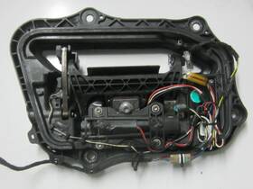 1008997 Tesla Door Handle 00 B