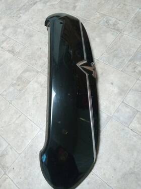 1058200-00-a Tesla Oem 2012 - 2015 Model S Front Upper Bumper Grille Nose Cone