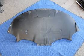 1135410-00 Tesla 17-23 Model 3 Rear Valance Diffuser Molding Trim Splash Shield Factory Oem