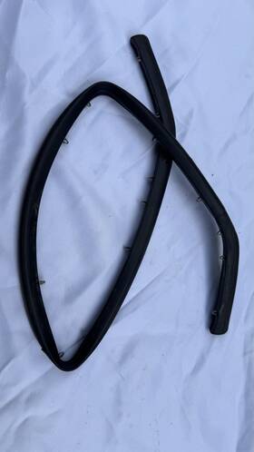 05062-mp-530-a Toyota 2018- 2023 Tacoma Trd Rubber Seal For Grill