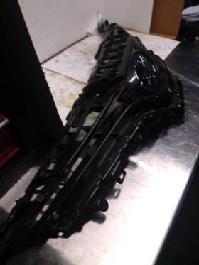 104-10278e Toyota Grille Pre-crash System Upper Bar Design Lower Fits 18-20 Camry 438563