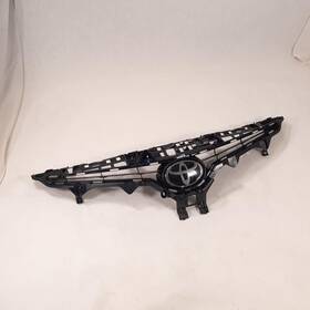 104-10279a Toyota Oem Grille For Camry Assy Blk-txt W-emblem