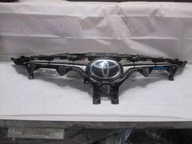 104-10279b Toyota 2018 2019 2020 Camry Lower Grille With Emblem Sensor Oem