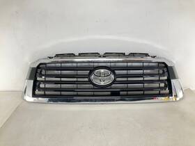 53101-0c100 Toyota 104-10286c 18-20 Sequoia Front Upper Center Grille Oem