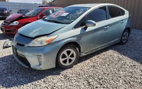 104-51361 Toyota Prius 2011-2015 Grille Upper 1558806