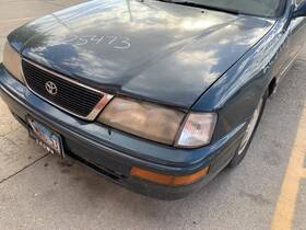 104-58632 Toyota Grille Upper Fits 95-97 Avalon 526000