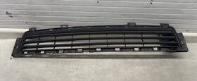 52711-0c020 Toyota Genuine 2008-2017 Sequoia Front Bumper Lower Grille Oem