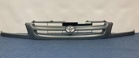 53100-08010 Toyota 58520 1998-2003 Sienna L10 Bumper Grille H Oem