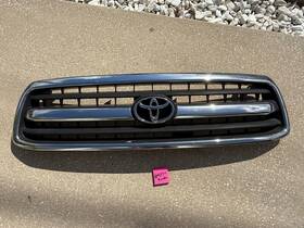 53100-0c020 Toyota 2000-2002 Tundra Oem Front Grille Assembly #9750