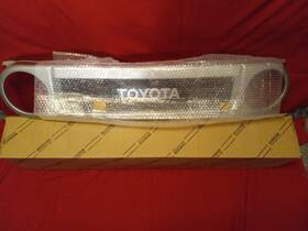 53100-35b20 Toyota Genuine Oem Fj Cruiser Ultimate Edition White Front Grille