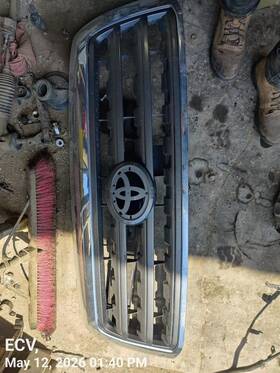 531000c210c0 Toyota Grille Upper Sr5 Painted Surround Fits 08-17 Sequoia 11543147