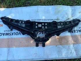 53101-06f50 Toyota 2018 2019 2020 Camry Se Front Upper Grille Genuine Oem
