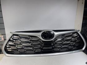 53101-0e360 Toyota Highlander Upper Grille Silver Oem 20 21 22 2020 2021 2022