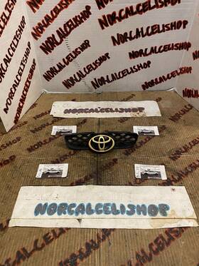 53101-20600 Toyota 2000-2002 Celica Gts Gt Front Upper Bumper Grille Emblem Badge Logo Oem