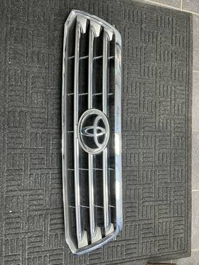 53101-48108 Toyota Highlander 2008 2010 Front Upper Radiator Grill Oem