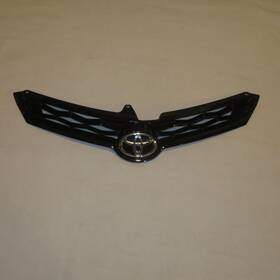 53111-02770 Toyota 2014 - 2017 Corolla Grille