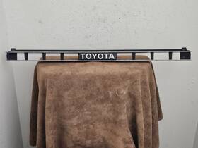 53111-12840 Toyota 1988-1991 Oem Corolla 2door Coupe Upper Grill Ae92