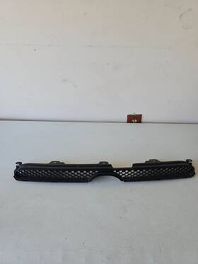 53111-12c70 Toyota 2010-2015 Scion Xb Radiator Grille Oem