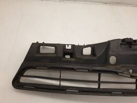 Toyota 53111-52570 12-14 Prius C Two Upper Grille