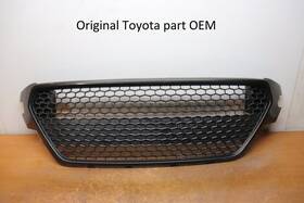 53112-02760 Toyota 2020 2021 2022 Corolla Front Lower Radiator Grille Oem