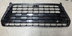 53112-0e030 Toyota 2024-2025 Grand Highlander Front Lower Grille With Camera Hole Oem