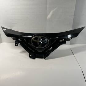 53112-10060 Toyota Used 2020 2021 C-hr Inner Radiator Grille With Emblem Oem