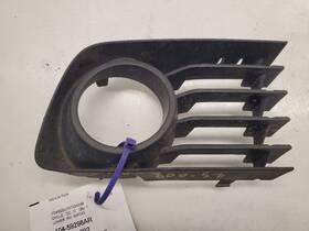 53112-47030 Toyota Prius Lower Grille Ends With Right Fog Lamp 2004-2009